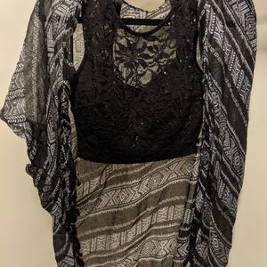 Geometric patterned light weight shawl